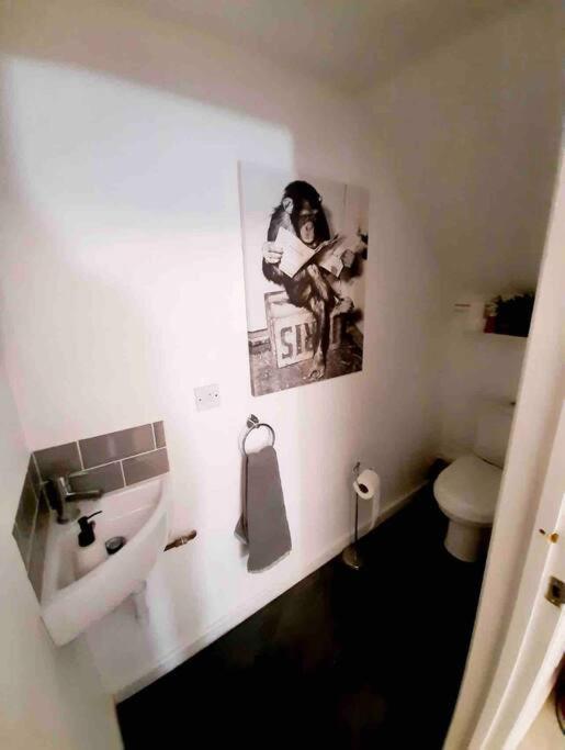 Lovely 1-Bedroom Serviced Apartment In Deal, Kent Luaran gambar